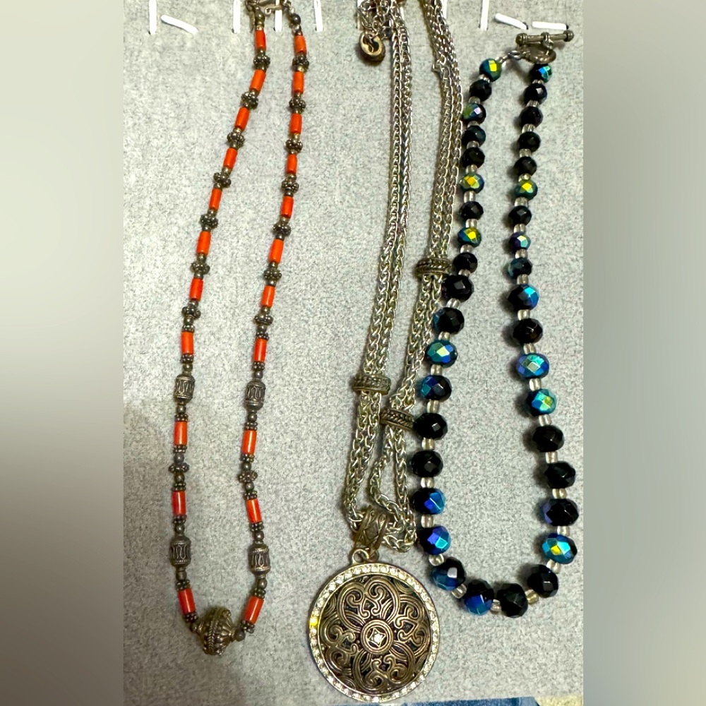 (3) vintage rare oldies get all 3 necklaces for one price got from estate sale